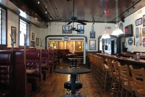 Crystal Beer Parlor: Savannah Restaurants Review - 10Best Experts and Tourist Reviews