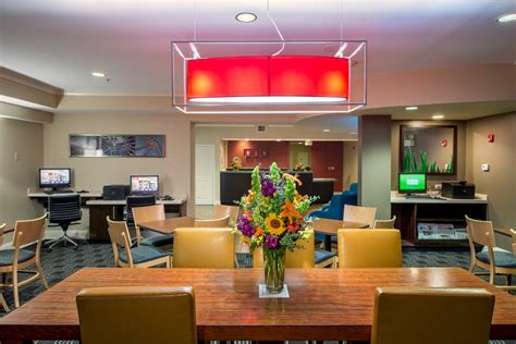 Extended-Stay Hotel Near Baltimore | TownePlace Suites Baltimore BWI Airport