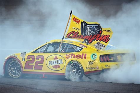 Joey Logano Car 2022