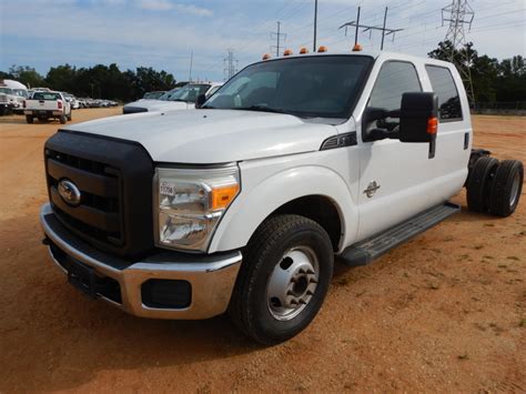 2012 FORD F350 Cab and Chassis Truck - J.M. Wood Auction Company, Inc.