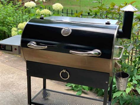 Recteq RT-700 Wood Pellet Grill/Smoker Wi-Fi-Enabled, Electric Pellet ...