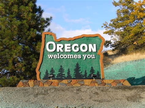 Oregon's newest welcome sign | The new welcome sign in south… | Flickr