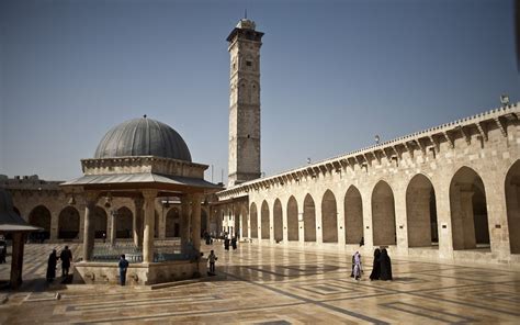 Umayyad Mosque: Archaeologists left horrified as historic 11th-century minaret reduced to rubble ...