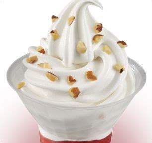 Baskin-Robbins | Strawberry 'n Almonds Mini Soft Serve Parfait | Soft serve, Strawberry topping ...