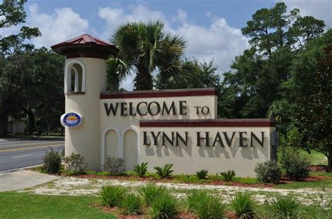 Lynn Haven City Hall in Lynn Haven, FL Lynn Haven, City Hall, Places, Outdoor Decor, Lugares