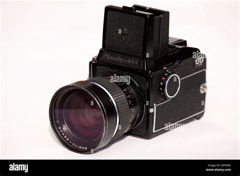 A Mamiya 645 medium format film camera Stock Photo - Alamy