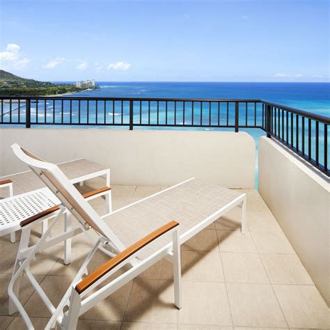 Moana Hotel (Honolulu, Hawaii) Verified Reviews | Tablet Hotels