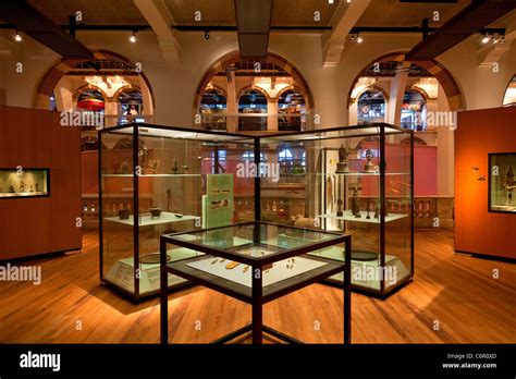 Tropenmuseum interior hi-res stock photography and images - Alamy