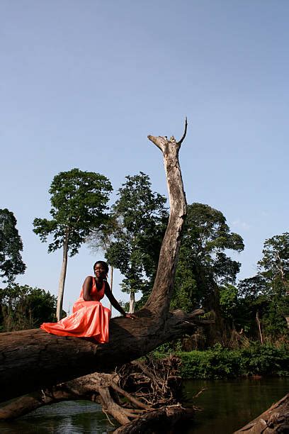 40+ Liberia Beautiful Woman Stock Photos, Pictures & Royalty-Free ...