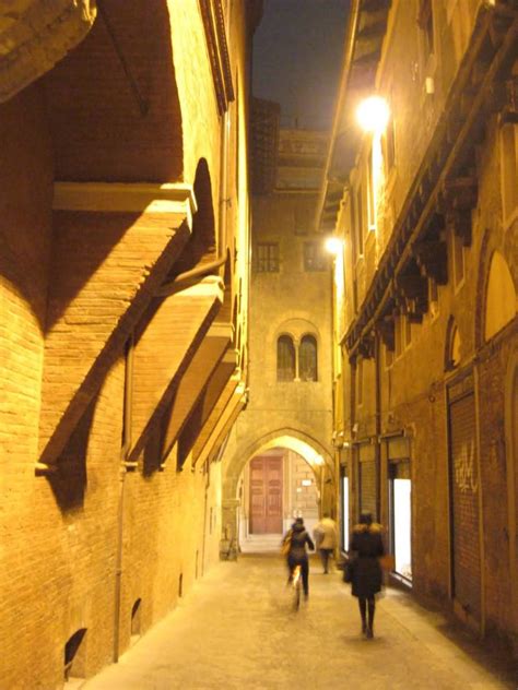 Bologna Italy Gallery - XarJ Blog and Podcast