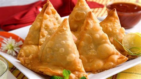 Aloo Samosa Recipe • How To Make Samosa • Potato Samosa Recipe ...