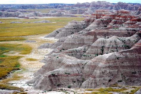 Geologic Formations: How Badlands Buttes Came to Be (U.S. National Park Service)