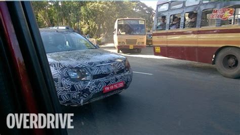 Renault Duster facelift spotted » MotorOctane