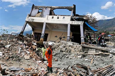 Seismic boom may explain why 2018 Palu earthquake was so devastating | New Scientist