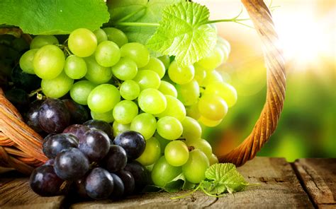 Download Food Grapes HD Wallpaper