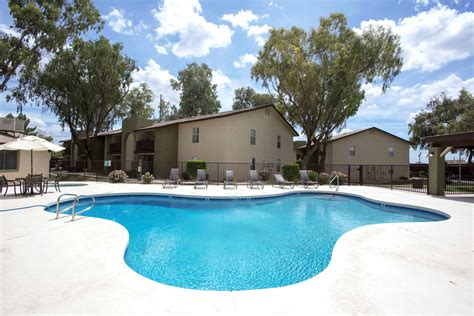 Best Pet Friendly Apartments Homes in Glendale AZ - Fur Heart Pet Sitting and Dog Walking