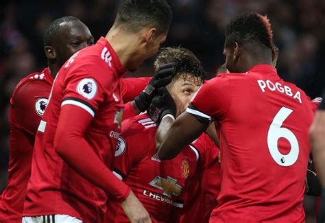 Man United 2-0 Huddersfield, LIVE streaming: Premier League 2017-18 football as it happened at ...