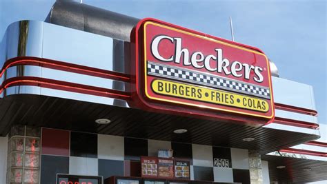 Checkers to reopen 3 Nashville-area restaurants