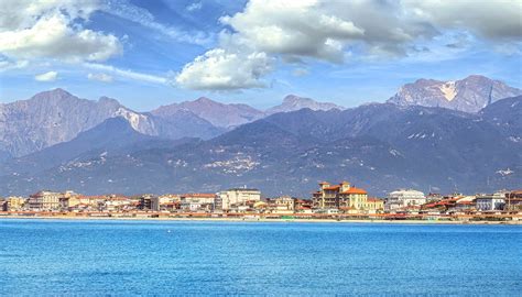 Le Alpi Apuane, un capolavoro della natura nel cuore della Toscana