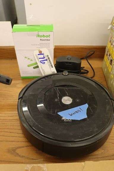 Irobot roomba vacuum - Backes Commercial Auctioneers