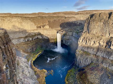 Took a sunny drive to Palouse Falls State Park, WA [OC][4032X3024] : r ...