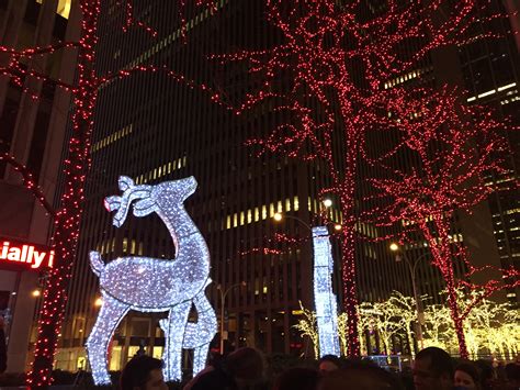 Christmas in New York City NYC Decorations - Wanderlust on a Budget