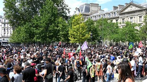 Hundreds defy Paris protest ban a week after riots - The Hindu