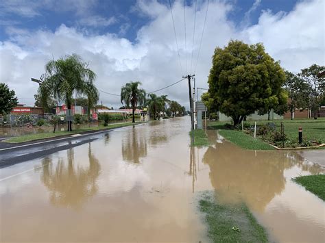 Australia – Hundreds Evacuate Queensland Floods, 2 Fatalities Reported – FloodList