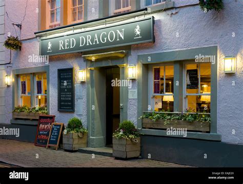 The Red Dragon pub, Kirkby Lonsdale, Cumbria, England UK Stock Photo - Alamy