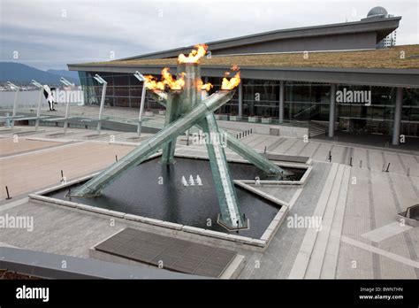 Vancouver 2010 Olympic Cauldron Stock Photo - Alamy