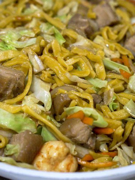 Pancit Miki Guisado Recipe | Amiable Foods