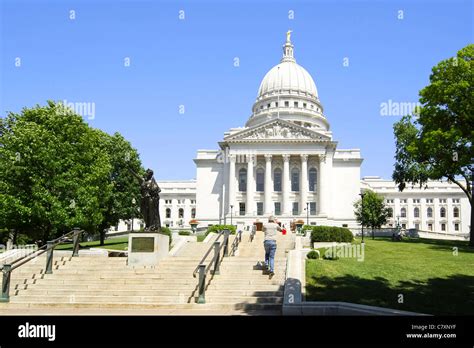 The Wisconsin State Capitol building in Madison WI Stock Photo - Alamy