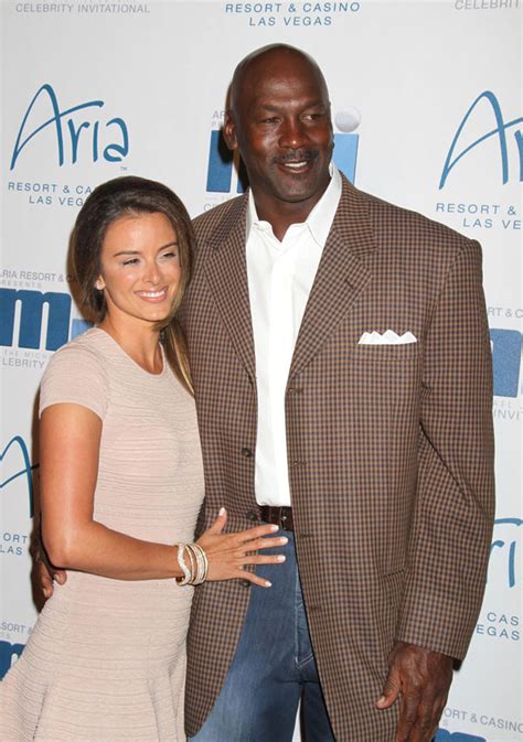 Michael Jordan’s Expecting Twins — Wife Yvette Prieto Pregnant With ...