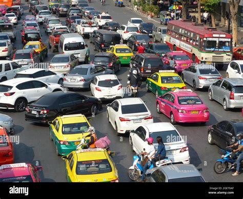 Thailand, Bangkok, traffic jam, taxicabs, congestion Stock Photo - Alamy