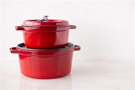 Which size Staub? Comparing the 4 qt and 7 qt Cocotte — Orson Gygi Blog