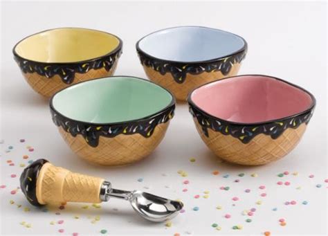 Ceramic Ice Cream Scoop and Waffle Sundae Bowl Set of 4 Waffle Sundae Bowl Set of 4 5.5" Wide ...