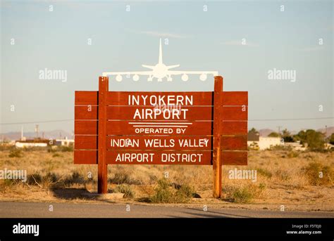 Inyokern airport hi-res stock photography and images - Alamy