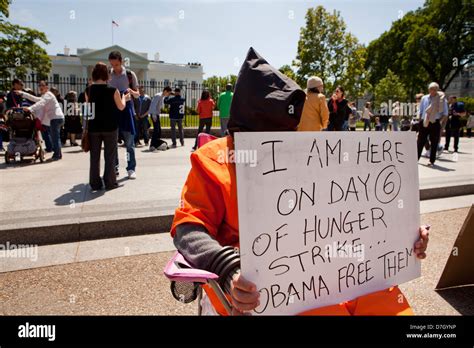 Guantanamo Bay detention camp opposer protests in front of the White House Stock Photo - Alamy