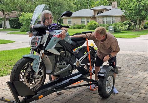 Owner Review: Ace Foldable Single Rail Motorcycle Trailer - EV Rider