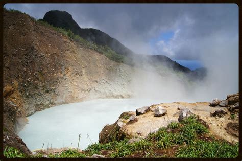 Boiling Lake of Dominica - photo fun 4 u