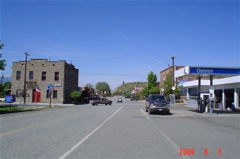 Prairie City, OR : Hwy 26 going west through Prairie City,Oregon photo, picture, image (Oregon ...