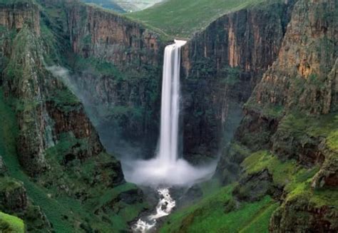 Air Terjun Tertinggi di Dunia Dengan Sejuta Keindahan