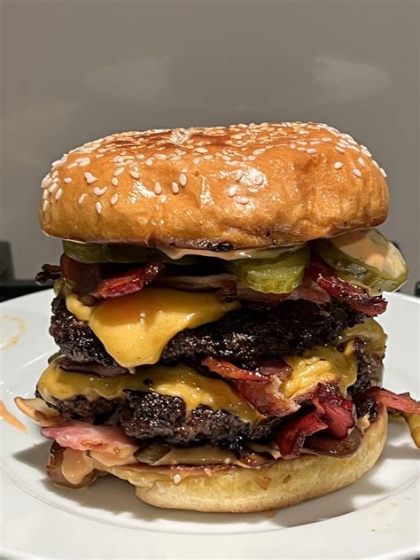 Double beef, triple bacon… [homemade] : r/food