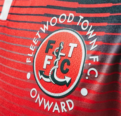 New Fleetwood Town Kit 2020-21 | FTFC Hummel Home Shirt | Football Kit News