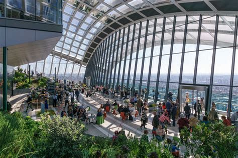 city rooftop garden - Google Search | London sky garden, Sky garden ...