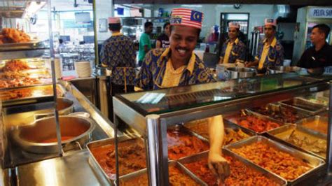 'Mamak' restaurant operators willing to work with govt on prices