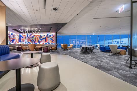 New United Club Debuts At Chicago O'Hare Airport - One Mile at a Time