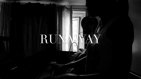 Runaway - Piano short cover - YouTube