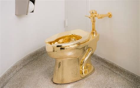 18-Karat Gold Toilet Now Open to the Public of New York