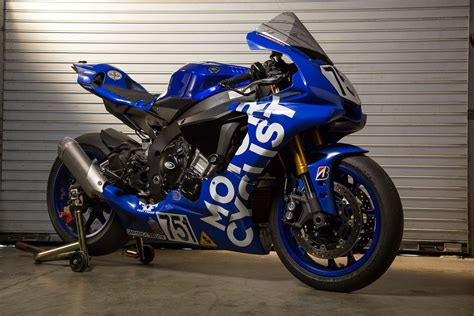 Racing With the Yamaha YZF-R1 Project Bike | Motorcyclist